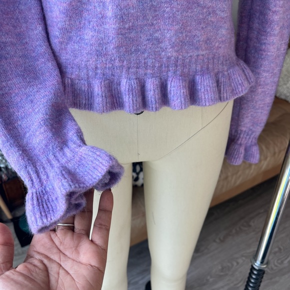 BCBG Paris lilac sweater with rose quartz studded chambray collar; size small - Picture 5 of 5